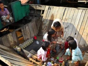 Perbandingan Mainan Zaman Dulu dan Sekarang